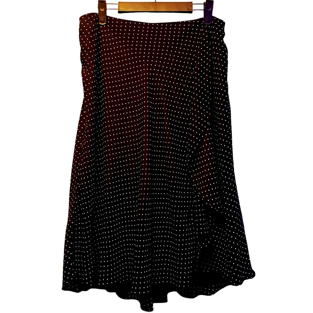 Tahari black polka dot ruffle knee length skirt NWT size 8